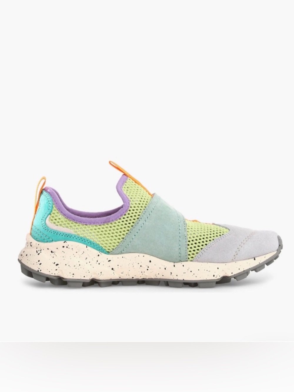 NWT Flower Mountain Pampas 3 Sneaker in Grey - Picture 2 of 15